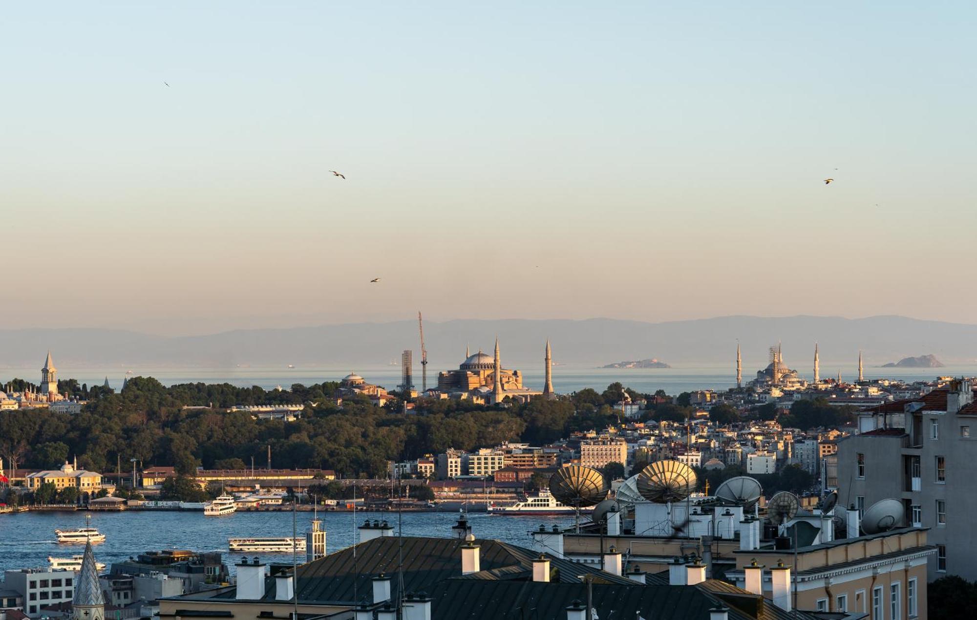 Ravouna 1906 Bosphorus Hotel 4*