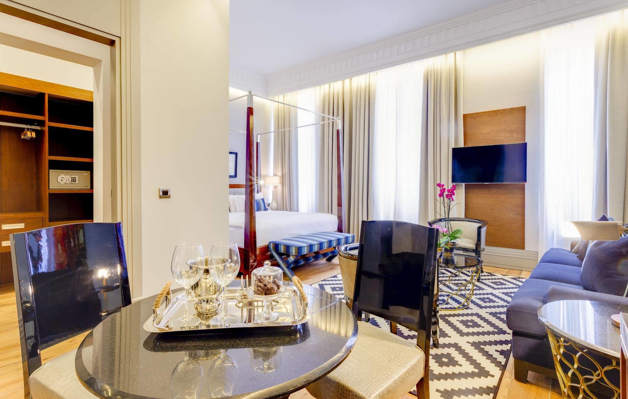 Ravouna 1906 Bosphorus Hotel